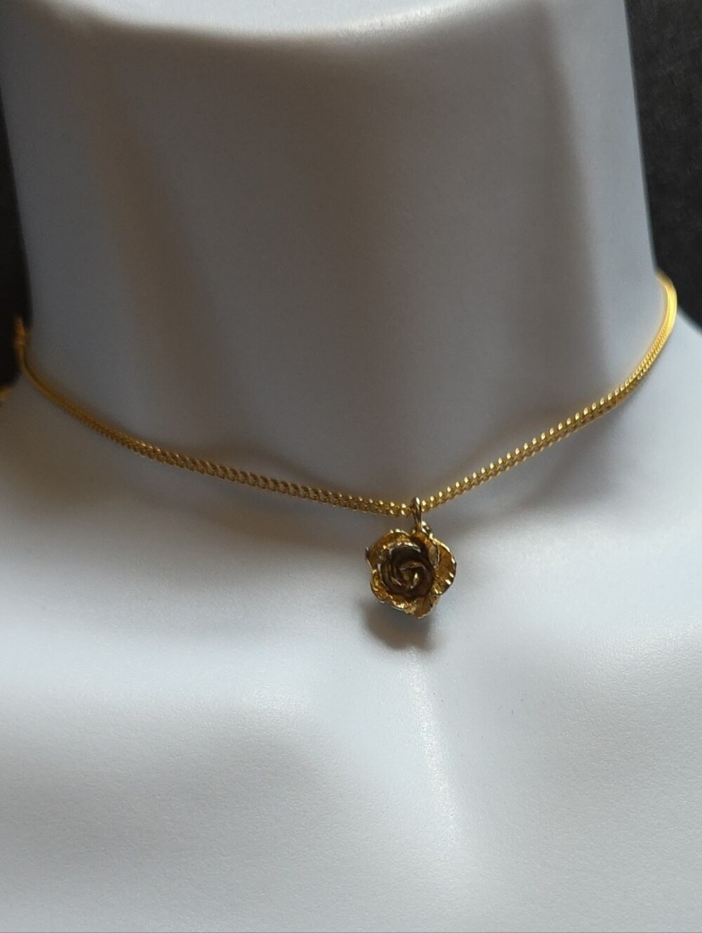 Gold Rose Pendant Choker Necklace VINTAGE
